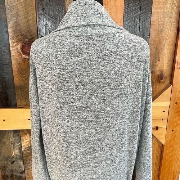 DIP cowl neck long sleeved gray heather knit top with drawstring bottom, sz  S. - Picture 6 of 7